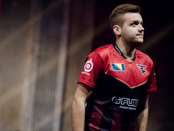 从兮拉笑我到兮猛惊我！xiye阿狸关键抢大龙Ning队击败水晶队