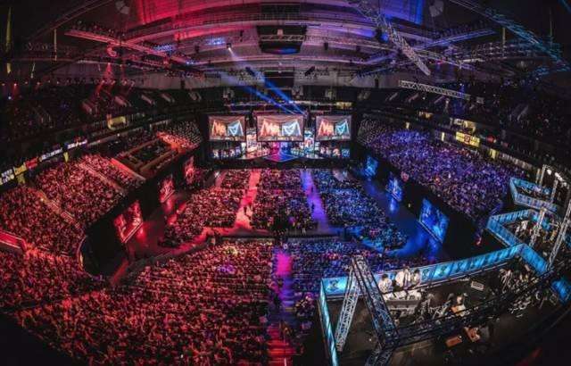 Bilibili Gaming 发布了第一阶段的赛程：第一场比赛将于17日对阵 EDward Gaming